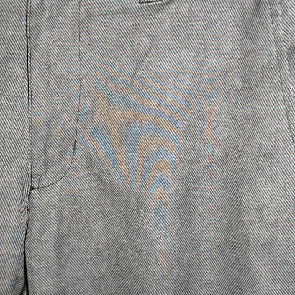 Travis Mathew Men's 11” Inseam Gray Shorts size 32 Golf Athleisure - Picture 3 of 7